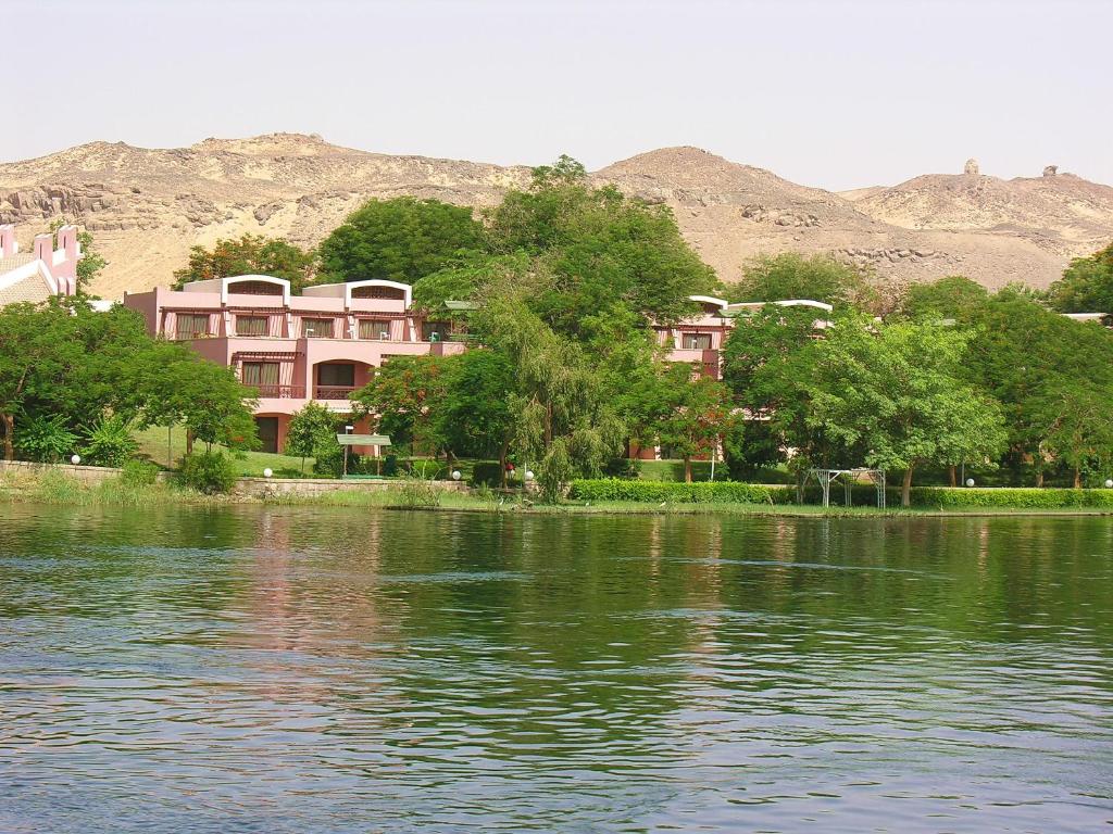 Pyramisa Isis